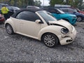 2008 Volkswagen Beetle — photo 1 of 16 | VIN 3VWRF31Y98M404884