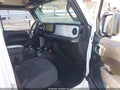 2024 Jeep Gladiator — photo 5 of 17 | VIN 1C6HJTAG4RL129567