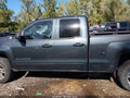 2017 Chevrolet Silverado 1500 — photo 14 of 16 | VIN 1GCVKREC0HZ313757