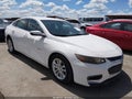 2017 Chevrolet Malibu — photo 1 of 16 | VIN 1G1ZE5STXHF223077