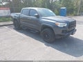 2017 Toyota Tacoma — photo 1 of 16 | VIN 3TMCZ5AN8HM054097