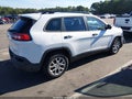 2015 Jeep Cherokee — photo 4 of 16 | VIN 1C4PJLAB9FW731190