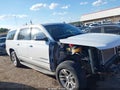 2015 Chevrolet Suburban 1500 — photo 14 of 17 | VIN 1GNSKJKC6FR185456