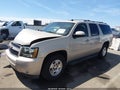 2010 Chevrolet Suburban 1500 — photo 2 of 16 | VIN 1GNUCJE06AR181049