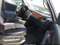2010 Chevrolet Suburban 1500 — photo 5 of 16 | VIN 1GNUCJE06AR181049