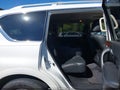 2018 Infiniti QX80 — photo 8 of 17 | VIN JN8AZ2NF3J9661543