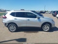 2018 Nissan Rogue — photo 14 of 22 | VIN 5N1AT2MV2JC710932