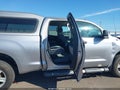 2010 Toyota Tundra — photo 8 of 20 | VIN 5TFUM5F15AX006940