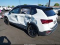 2024 Volkswagen Taos — photo 3 of 17 | VIN 3VVJX7B22RM106291