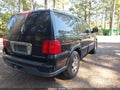 2005 Lincoln Navigator — photo 4 of 16 | VIN 5LMFU28585LJ01859