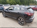 2020 Nissan Rogue Sport — photo 3 of 16 | VIN JN1BJ1CW0LW651337