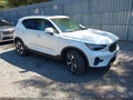 2025 Volvo XC40 — photo 1 of 18 | VIN YV4L12UEXS2603814