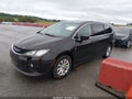 2017 Chrysler Pacifica — photo 2 of 16 | VIN 2C4RC1DGXHR676002