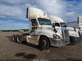 2016 Freightliner Cascadia 125 — photo 1 of 10 | VIN 3AKJGED52GDHP6291