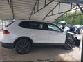 2024 Volkswagen Tiguan — photo 14 of 17 | VIN 3VVMB7AX4RM072203