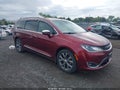 2017 Chrysler Pacifica — photo 1 of 16 | VIN 2C4RC1GG2HR556092