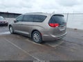 2018 Chrysler Pacifica — photo 3 of 16 | VIN 2C4RC1EG4JR113547