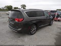 2019 Chrysler Pacifica — photo 4 of 21 | VIN 2C4RC1GG9KR550250