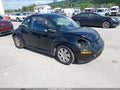 2010 Volkswagen Beetle — photo 1 of 16 | VIN 3VWRW3AGXAM012915