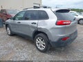 2016 Jeep Cherokee — photo 3 of 11 | VIN 1C4PJLAB3GW257271