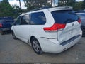 2011 Toyota Sienna — photo 3 of 16 | VIN 5TDKK3DC4BS154252