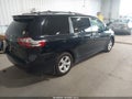 2017 Toyota Sienna — photo 4 of 16 | VIN 5TDKZ3DC8HS813700