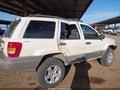 2000 Jeep Grand Cherokee — photo 6 of 16 | VIN 1J4GW48S5YC372769