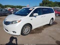 2016 Toyota Sienna — photo 2 of 16 | VIN 5TDDK3DC8GS133193