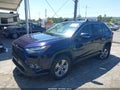 2022 Toyota RAV4 — photo 2 of 16 | VIN JTMW1RFV9ND089131