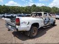 2002 Chevrolet Silverado 3500 — photo 3 of 11 | VIN 1GCJK33112F202088
