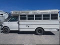 2000 Chevrolet Express 2500 — photo 14 of 15 | VIN 1GBJG31R6Y1175703