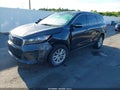 2019 Kia Sorento — photo 2 of 16 | VIN 5XYPG4A32KG528940