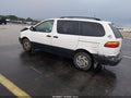 2000 Toyota Sienna — photo 3 of 16 | VIN 4T3ZF13C0YU175681
