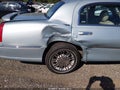 2007 Lincoln Town Car — photo 6 of 16 | VIN 1LNHM82V57Y630991
