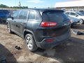 2015 Jeep Cherokee — photo 3 of 16 | VIN 1C4PJLAB6FW579451