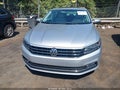 2016 Volkswagen Passat — photo 12 of 16 | VIN 1VWBS7A33GC041961