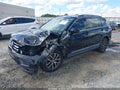 2018 Volkswagen Tiguan — photo 2 of 16 | VIN 3VV3B7AX6JM017557