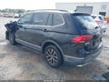 2018 Volkswagen Tiguan — photo 3 of 16 | VIN 3VV3B7AX6JM017557