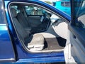 2016 Volkswagen Passat — photo 5 of 17 | VIN 1VWAT7A3XGC038712