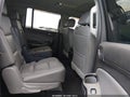 2019 Chevrolet Suburban — photo 8 of 17 | VIN 1GNSKHKC5KR218370