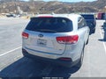 2017 Kia Sorento — photo 4 of 16 | VIN 5XYPG4A36HG264355
