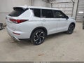 2022 Mitsubishi Outlander — photo 4 of 20 | VIN JA4J4UA80NZ014448