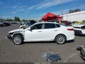 2018 Kia Optima — photo 15 of 19 | VIN 5XXGT4L32JG258670