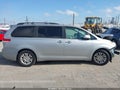 2013 Toyota Sienna — photo 16 of 19 | VIN 5TDYK3DC7DS360856