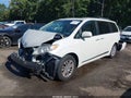 2017 Toyota Sienna — photo 2 of 17 | VIN 5TDYZ3DC8HS850921