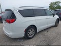 2020 Chrysler Voyager — photo 4 of 10 | VIN 2C4RC1DG4LR257183