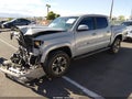 2019 Toyota Tacoma — photo 2 of 16 | VIN 3TMAZ5CNXKM111380