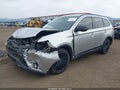 2020 Mitsubishi Outlander — photo 2 of 16 | VIN JA4AZ3A3XLZ047938