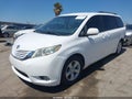 2012 Toyota Sienna — photo 2 of 16 | VIN 5TDKK3DC7CS204448