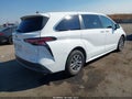 2022 Toyota Sienna — photo 4 of 16 | VIN 5TDKRKEC3NS098166
